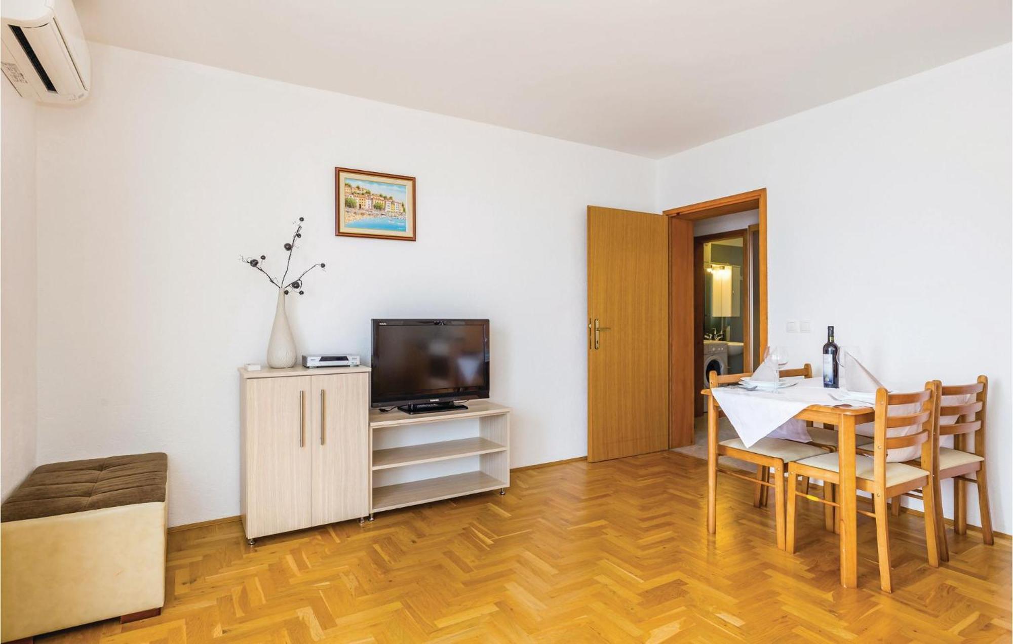 Stunning Apartment In Mošćenička Draga Exteriör bild